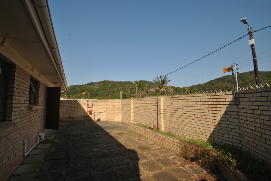 3 Bedroom Property for Sale in Bonza Bay Eastern Cape